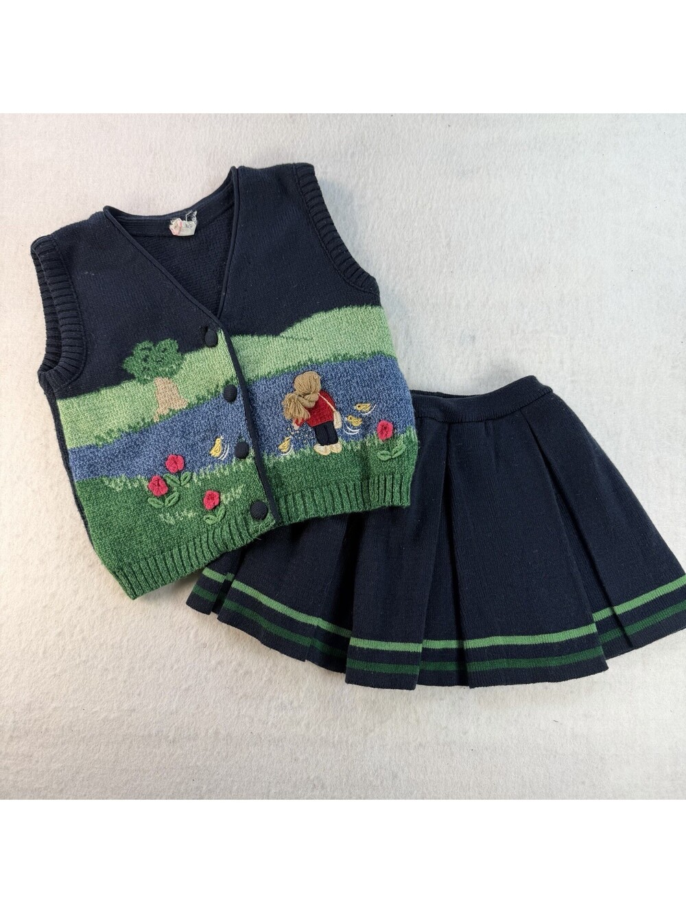 Vintage School Skirt Set size 4T Sweater Vest girl pond nature ducks Navy Preppy
